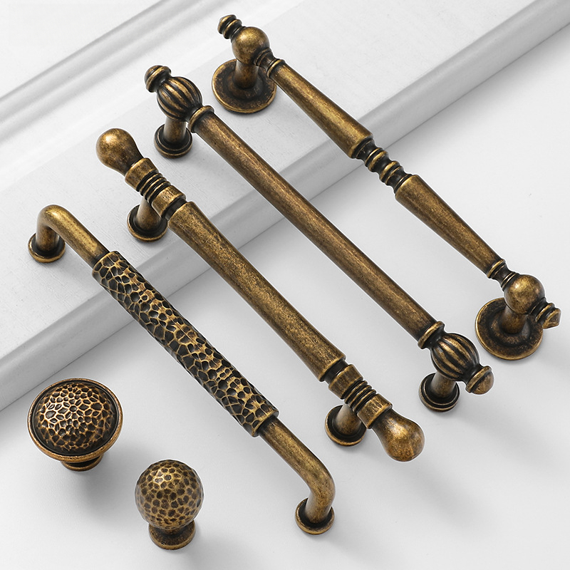 Unique Furniture Hardware Pulls - Vintage antieke koperen kastgreep, unieke knop,